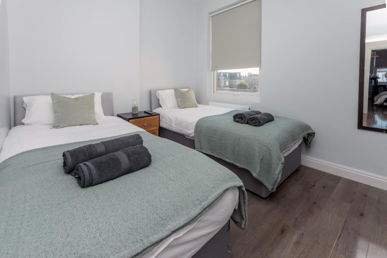 Taylor'S Apartment Wimbledon لندن المظهر الخارجي الصورة
