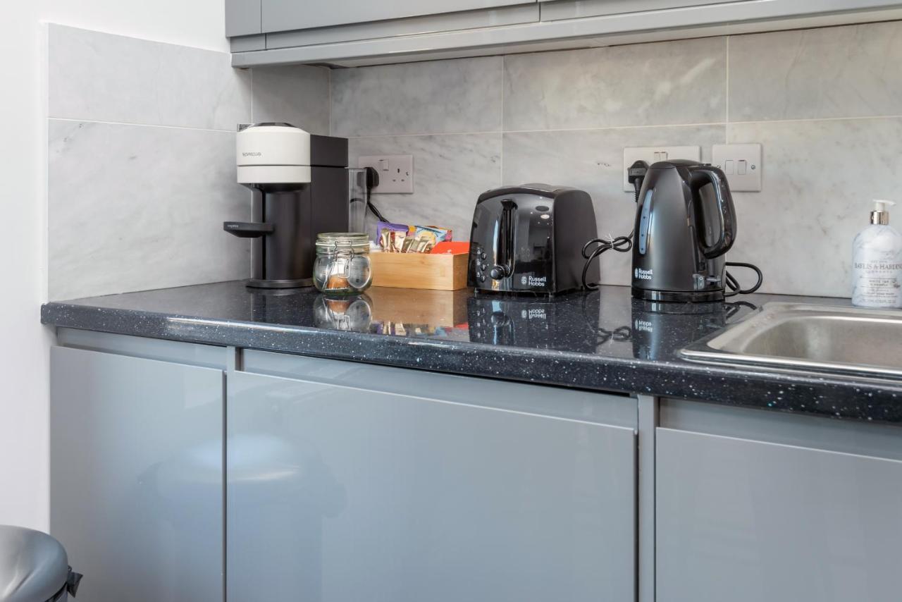 Taylor'S Apartment Wimbledon لندن المظهر الخارجي الصورة